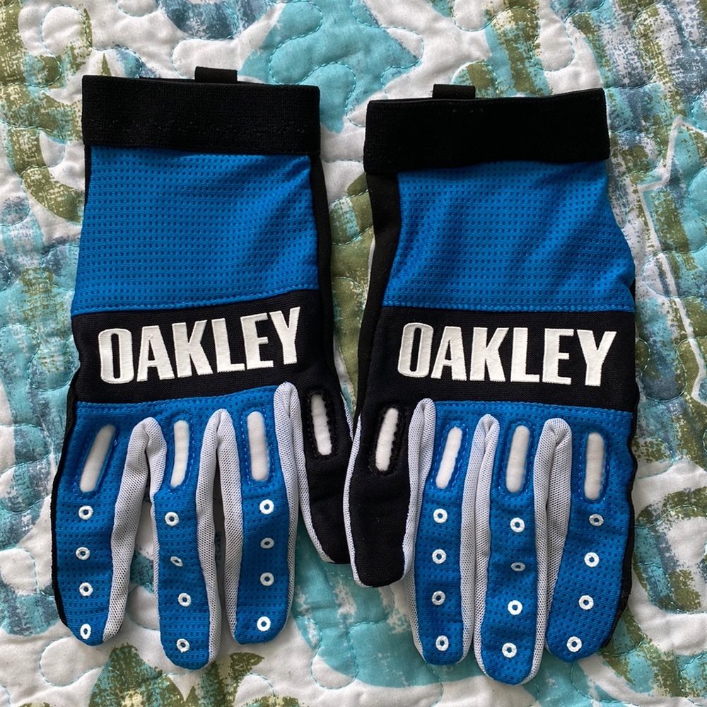 Gloves